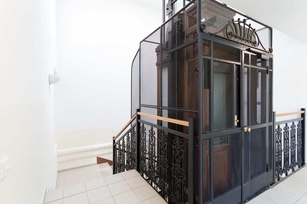 Four-Bedroom Penthouse Apartment - Karlsplatz 3, 1010 Vienna